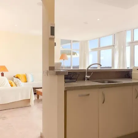 Atico Con Jacuzzi Y Vistas Al Mar Apartment